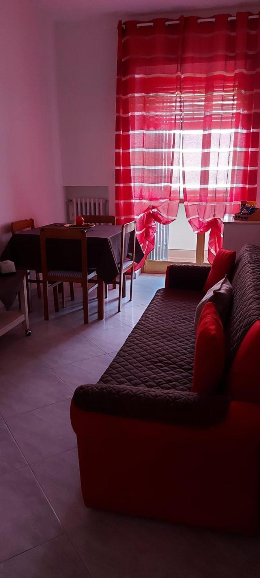 Matthias Central Rooms And Accomodation Bari Bagian luar foto