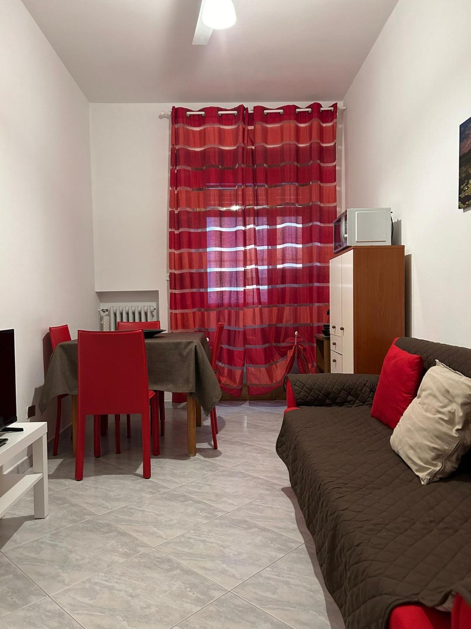 Matthias Central Rooms And Accomodation Bari Bagian luar foto